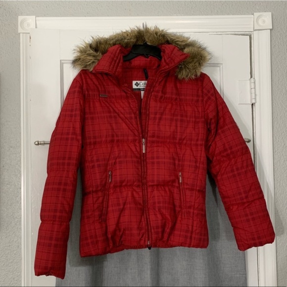 columbia red puffer jacket